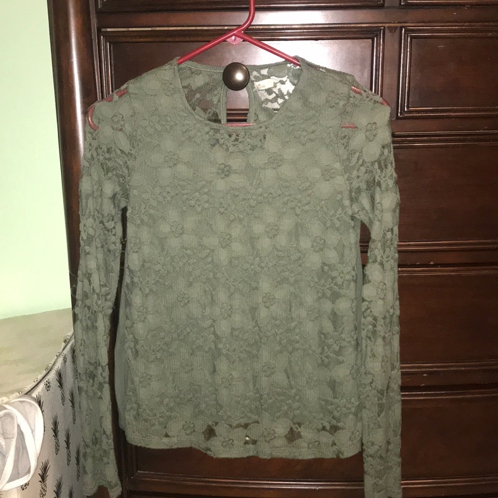 Green lace long sleeve